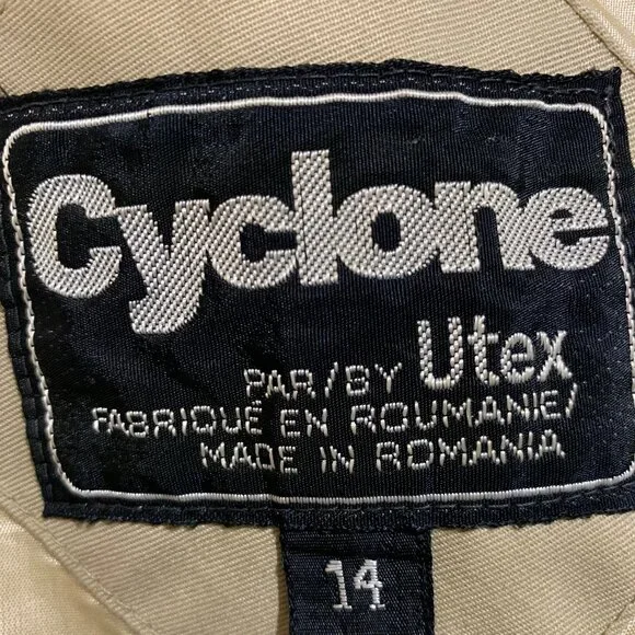 VINTAGE CYCLONE BY UTEX MADE IN ROMANIA BELTED TRENCH COATS SIZE 14 - Picture 16 of 16